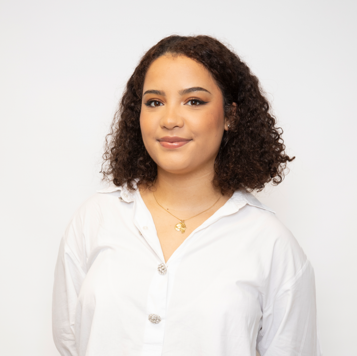 Vanille Villeneuve rejoint officiellement l’agence Attila