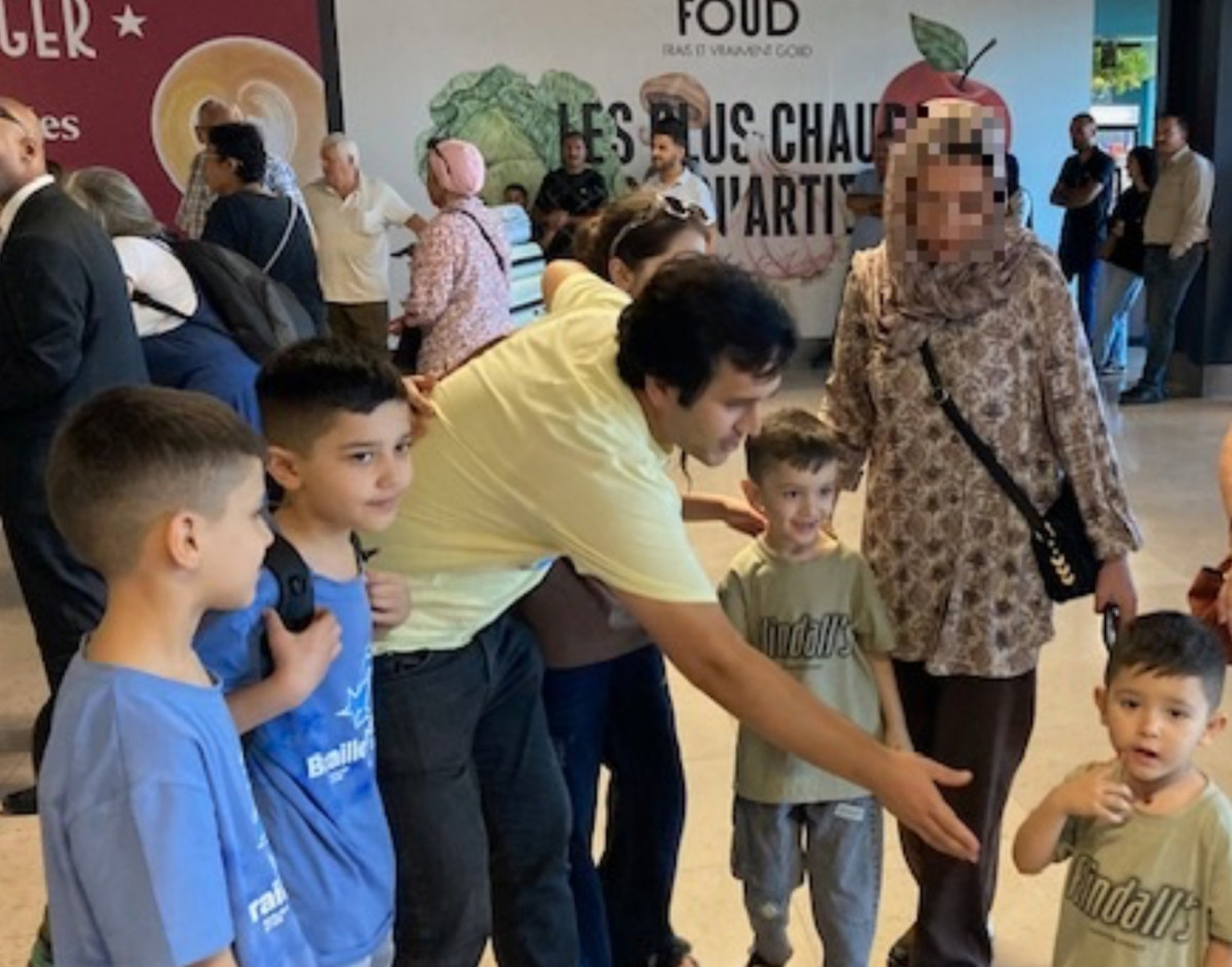Un coup de main pour Zia, journaliste afghan réfugié avec sa famille enfin réunie à Montpellier