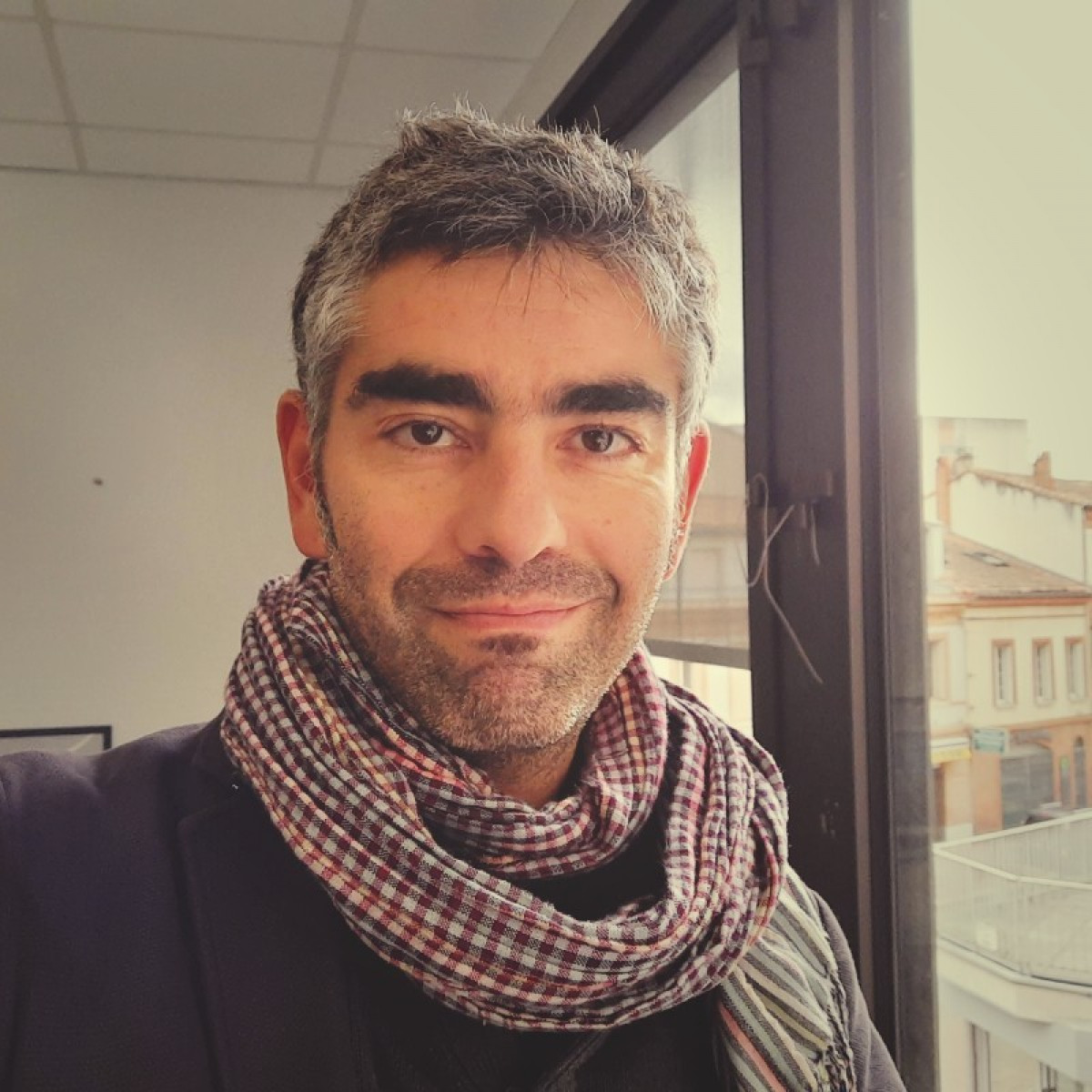 Le journaliste Benjamin Bourgine intervient à l’ISCPA et au sein de l’agence de presse Mon Quartier, Ma Life